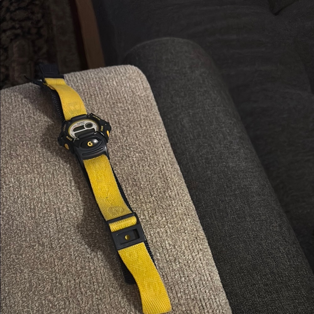 Yellow and Black Watch